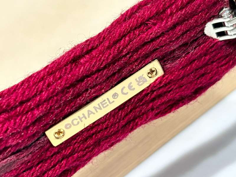 Picture of Chanel Sunglasses _SKUfw56911117fw